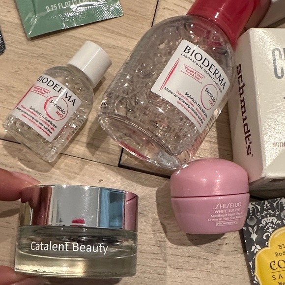 NEW! Bundle 45+ skincare items - full size & samples. Masks, cleansers, lotions - Picture 3 of 17